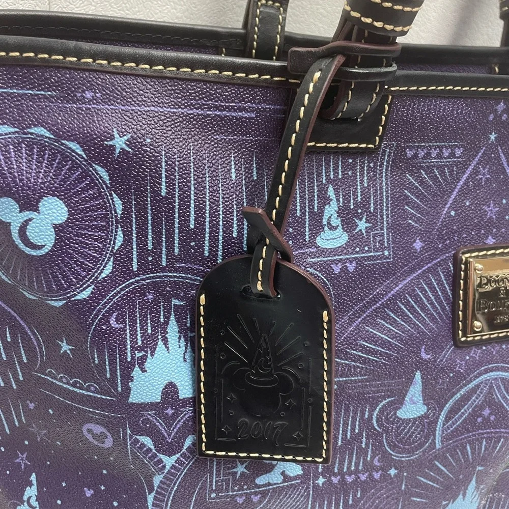 Disney Dooney & Bourke 2017 Fantasia Sorcerer Mickey Mouse Tote Bag Purse Purple - Picture 5 of 13